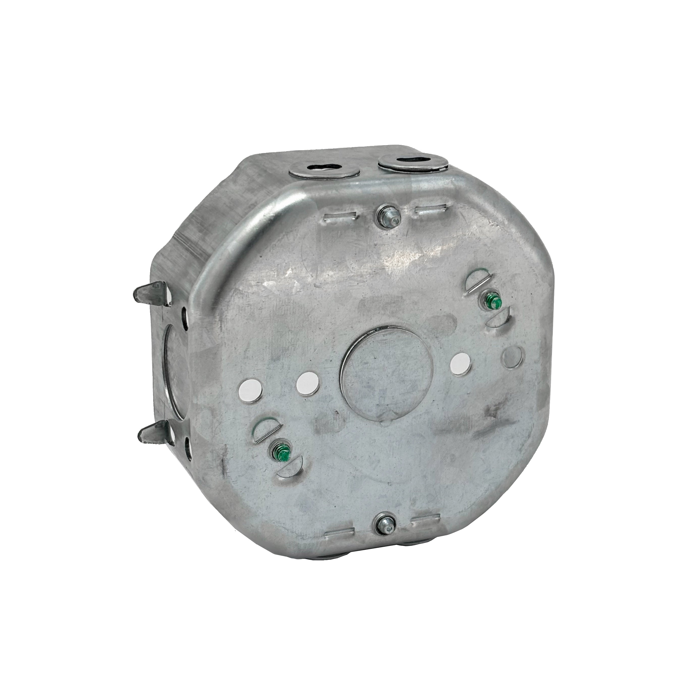 Octagon Box With Clamp 4''x 4''x 1  1/2'', 15 Cu. Inch (BX / Loomex)